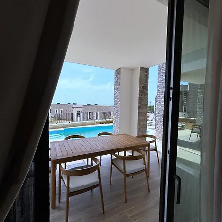 Turquoise Poolside Thymus 34-1 * Dhërmi