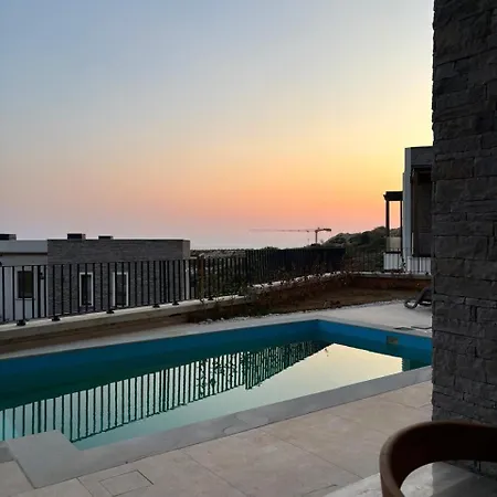 Apartment Turquoise Poolside Thymus 34-1