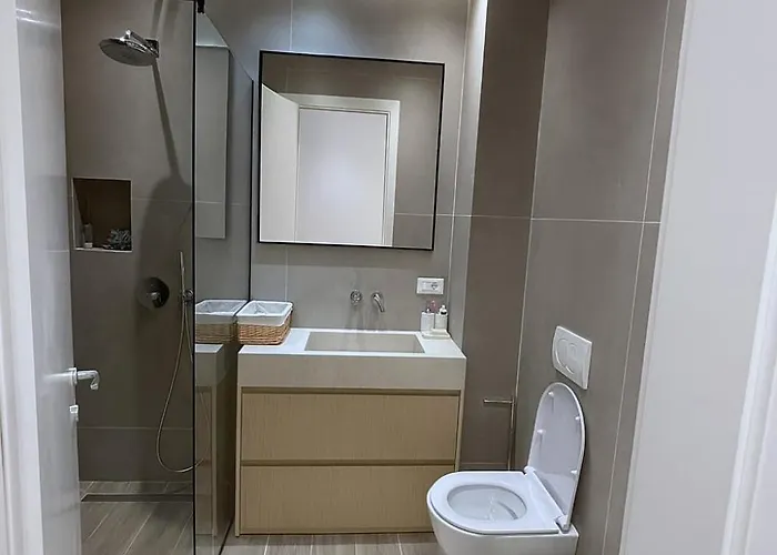 Turquoise Poolside Thymus 34-1